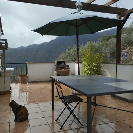 Appartamento Casa Tulipie Il Verde Ti Accoglie E Il Mare Ti Aspetta Uscio